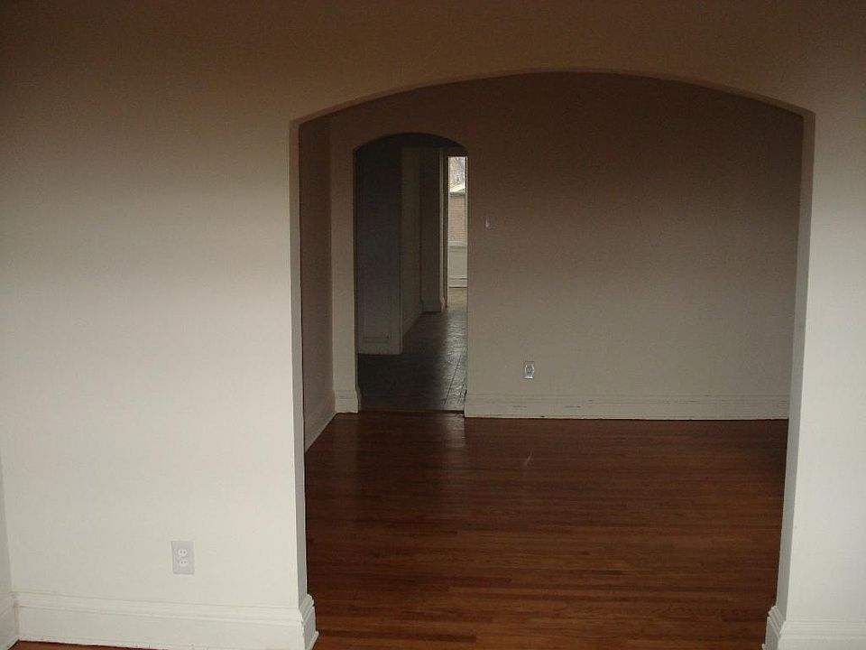 2nd image of 4044 S Spring Ave #2F