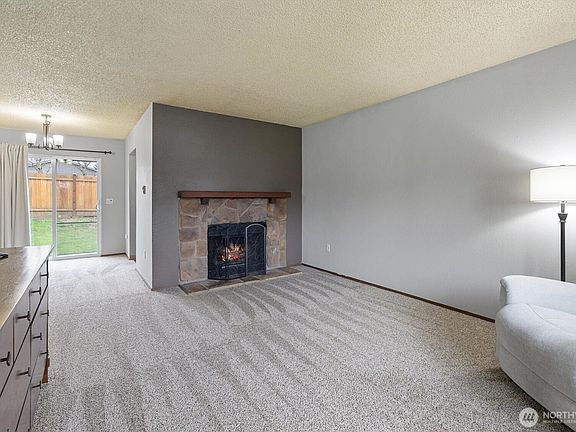 5th image of 4902 35th Street NE