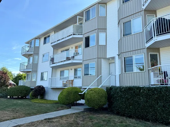 45766 Henderson Ave, Chilliwack, BC V2P 2Y1