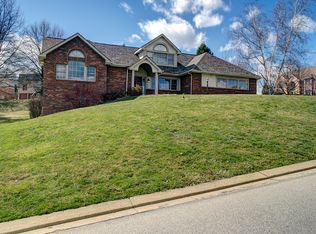 4213 Sweetbay Dr, Bethel Park, PA 15102