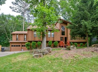 4600 Kings Crossing Dr NE, Kennesaw, GA 30144