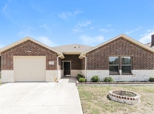318 Billy Wickliffe Dr, Wilmer, TX 75172