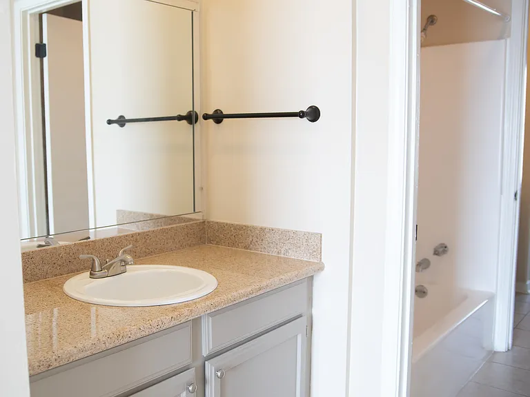 Perkins Place Townhomes — Photo 5