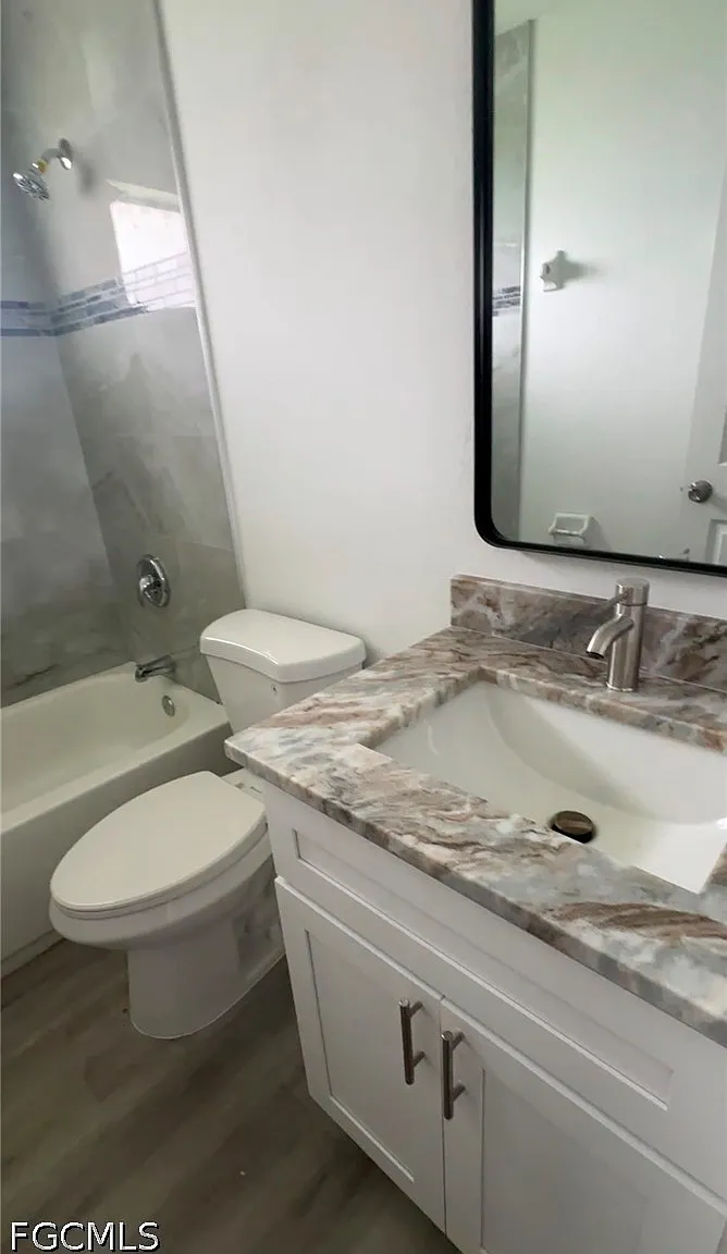 3 bed, 2.0 bath, 2232 sqft, $1,695 — Photo 3