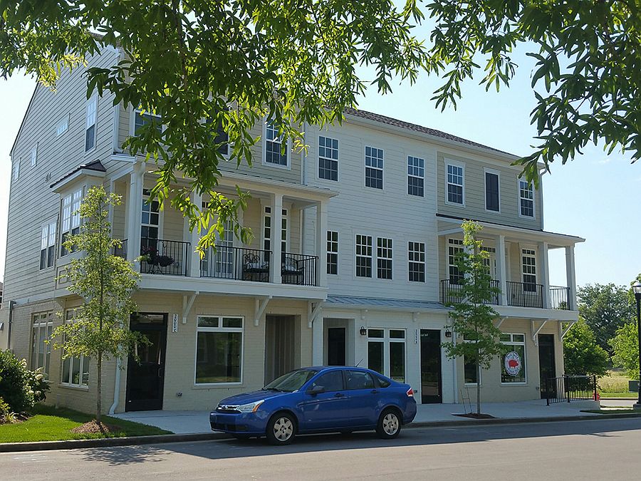 2000 Oak Trail Drive, Live Work Townhomes