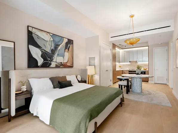 126 East 57th Street image 2 of 22