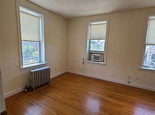 25-96 43rd St #C2, Astoria, NY 11103