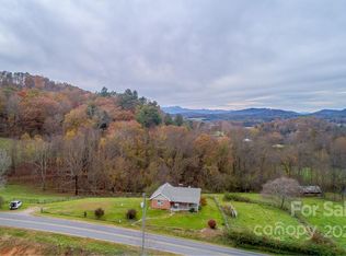 825 Burney Mountain Rd, Fletcher, NC 28732