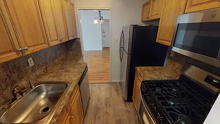 Rented by Metro Garden Realty NYC