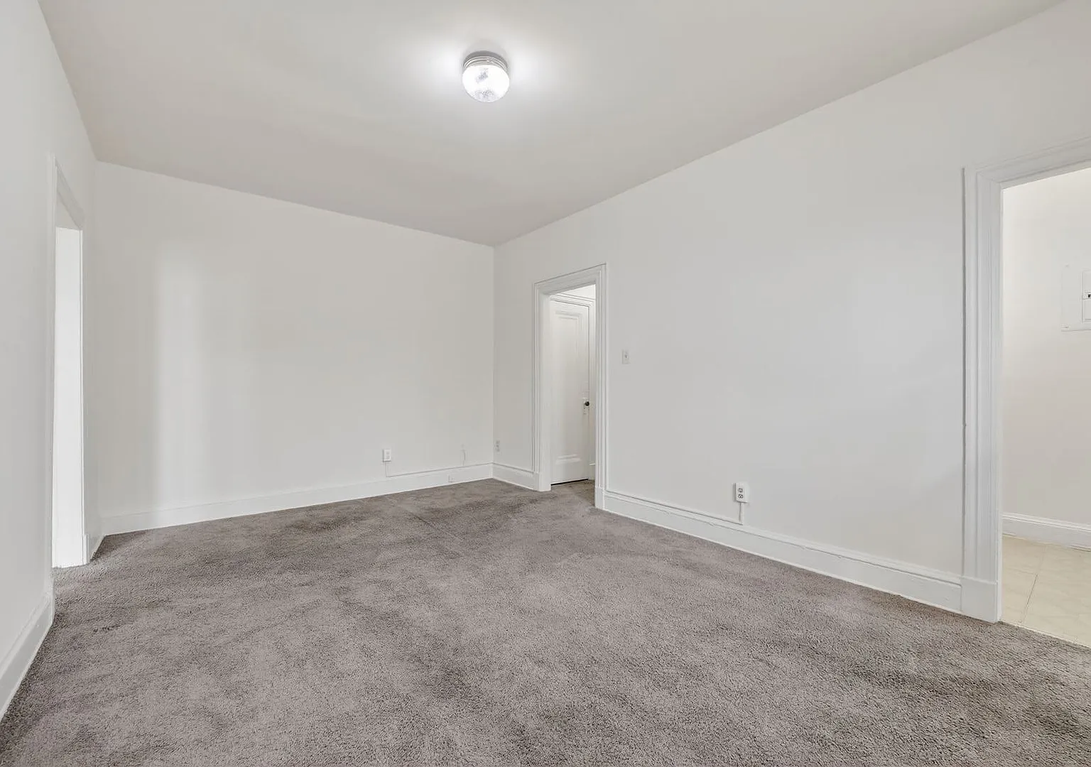 5400 Llc - Corporate — Photo 4