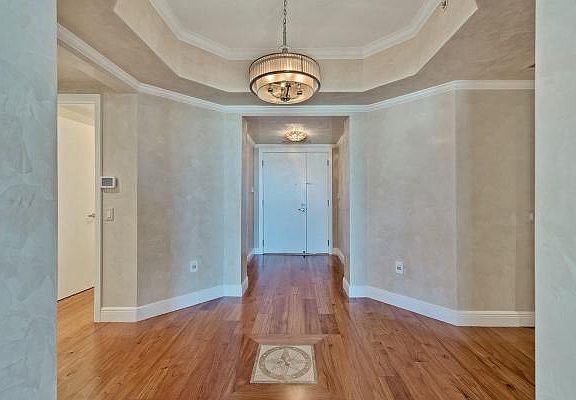 Home For Sale In The Landmark