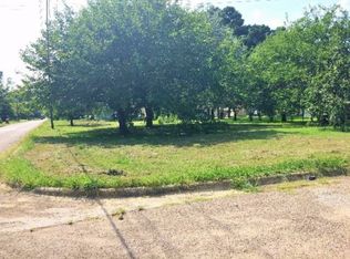 109 E Lion Dr, New Boston, TX 75570
