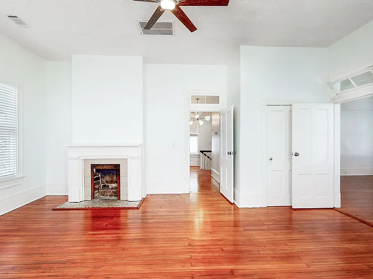 123 W 41st St — Photo 8