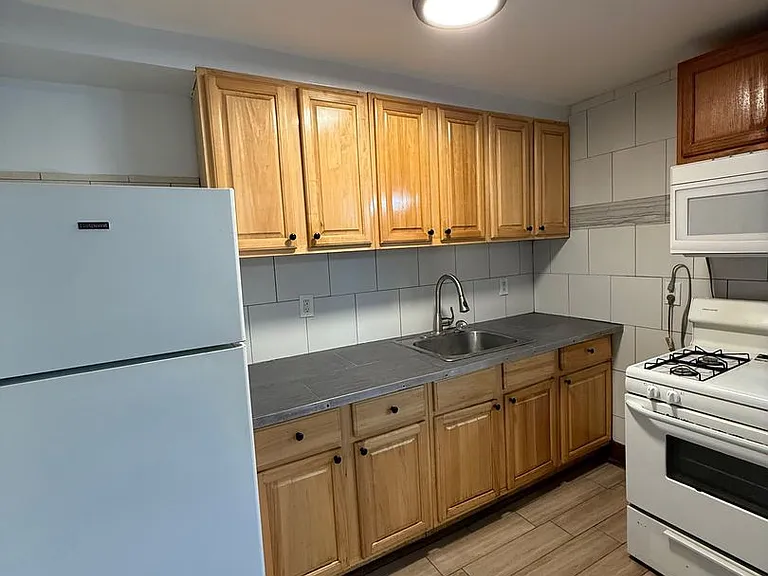 12 Farrington St. — Photo 2