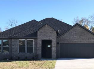 396 N Yona Ln, Farmington, AR 72730