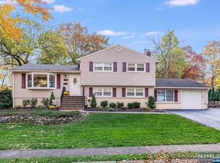 68 Seminole Ave, Wayne, NJ 07470