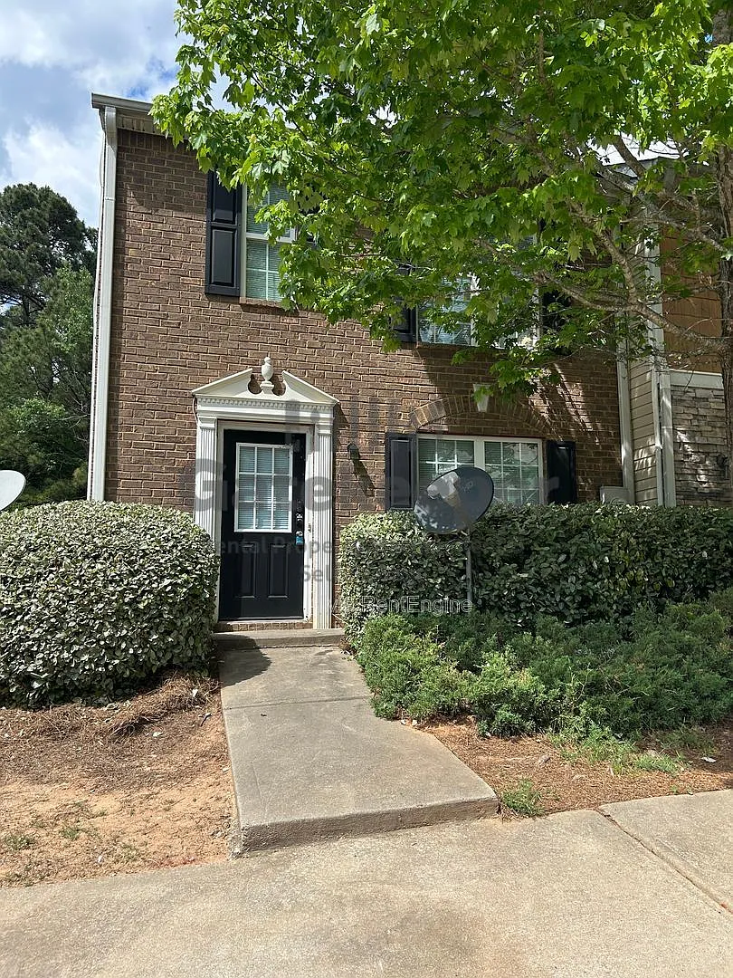 Building Photo - 5616 Union Pointe Dr