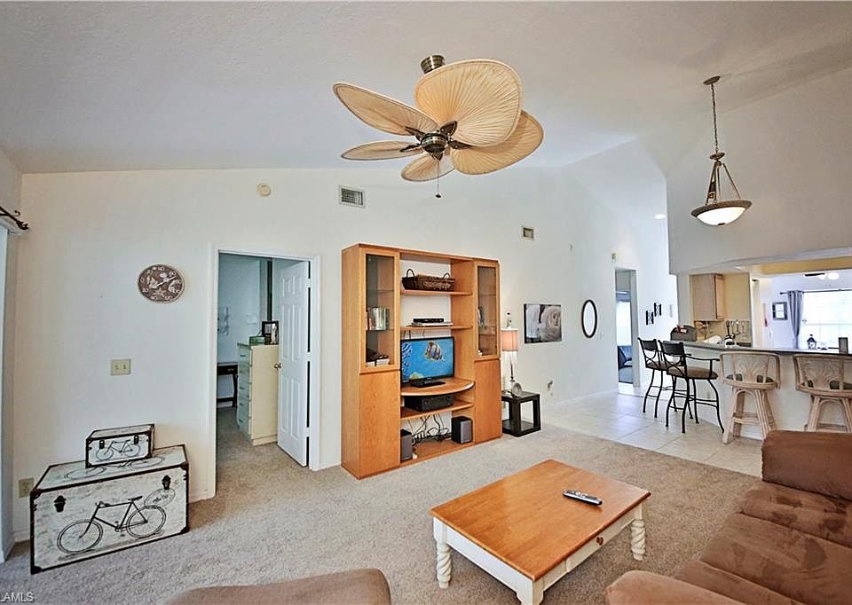 1st image of 773 Wiggins Lake Dr #2204