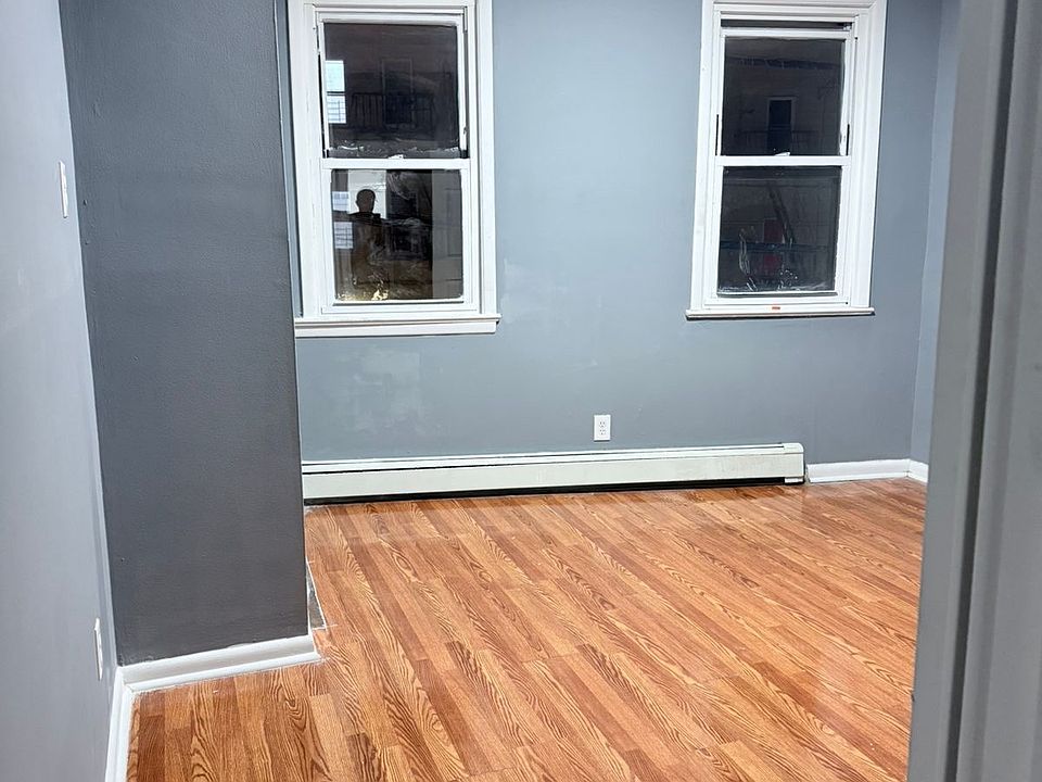 2nd image of 201 Parker Ave APT 1