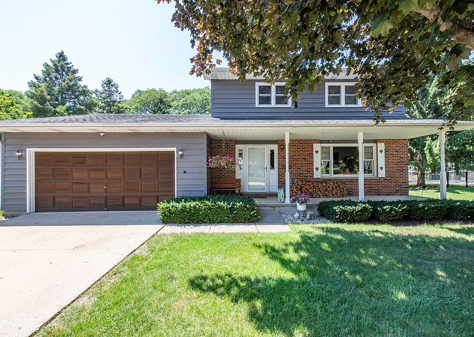 1st image of 512 Cavin Ave