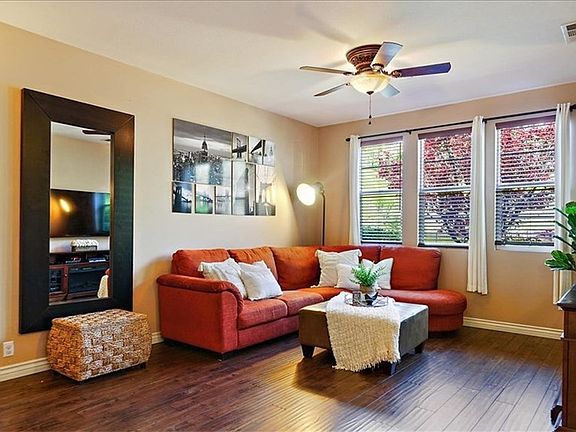 2nd image of 28565 Herrera St