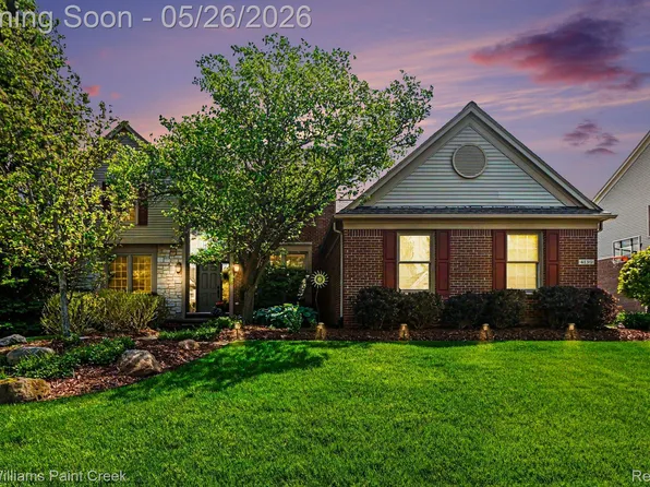 4139 Wincrest Ln, Rochester, MI 48306