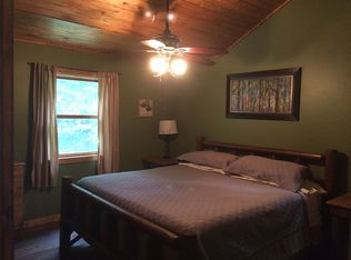 54 Walnut Grove Ln, Makanda, IL 62958