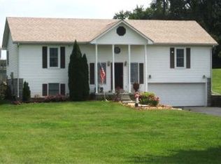 120 Porter Ct, Bowling Green, KY 42103
