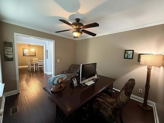 5th image of 148 Clearview Cir NE