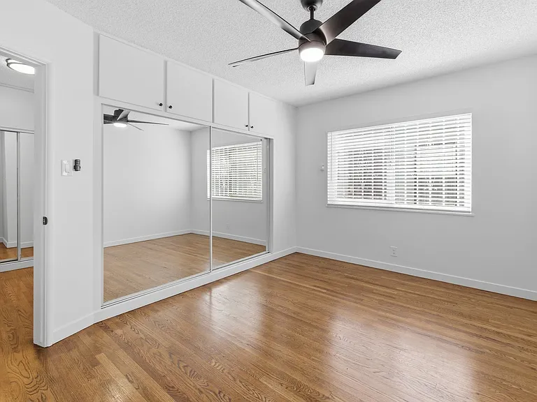 1721 E Appleton St — Photo 10