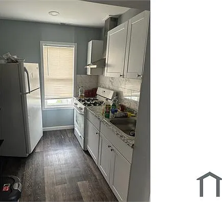 3 bed, 1365 sqft, $2,000 — Photo 1