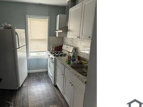 455 Dwelly St #3, Fall River, MA 02724