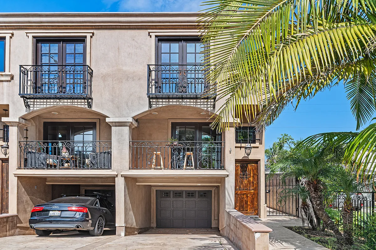 148 West Marquita - B — Photo 3