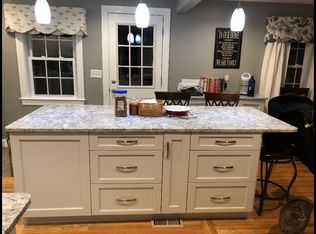 26 Conlyn Ave, Franklin, MA 02038