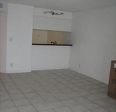 2nd image of 9925 Twin Lakes Dr