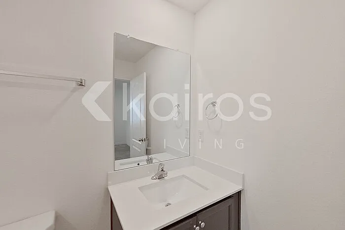 30059 Fedora Cir — Photo 24