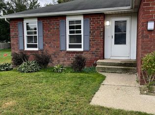 2728 Rosewood St, Jenison, MI 49428