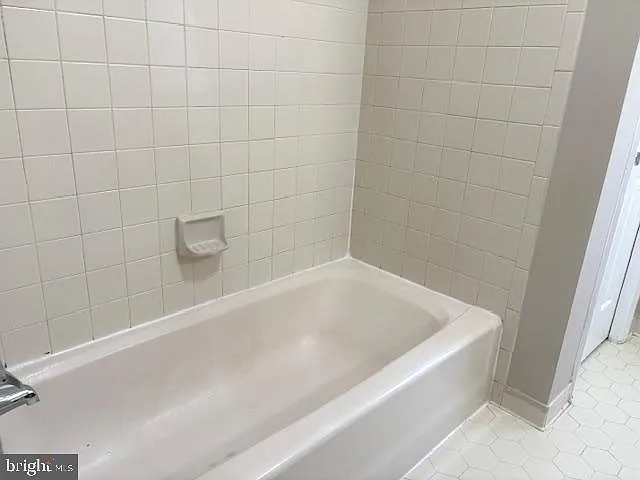 1018 Willowleaf Way — Photo 23