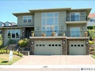 567 Inverness Dr SE, Salem, OR
