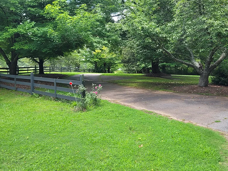 2642 Highway 330 — Photo 15