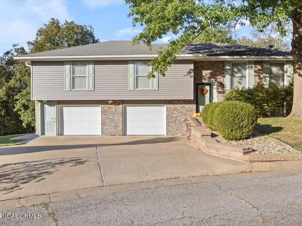 2904 Fairview Cir, Jefferson City, MO 65109