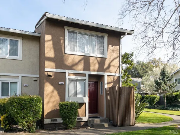 526 Santa Alicia Drive, Rohnert Park, CA 94928