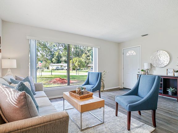 4th image of 7036 Queen Of Hearts Ct