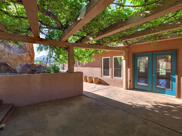 175 E Demille Rd, Rockville, UT 84763