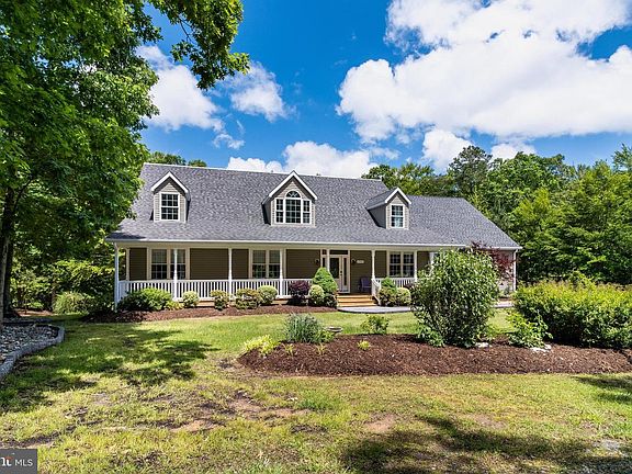 5th image of 17397 Rosiers Creek Ln