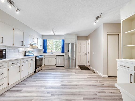 5th image of 630 W Sabrina Rd SW #62