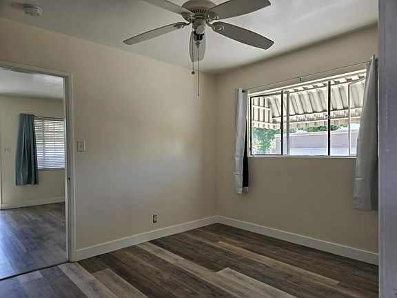 4th image of 206 W Los Angeles Ave