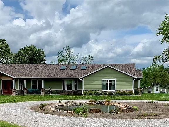 3rd image of 10046 Spanker Creek Rd
