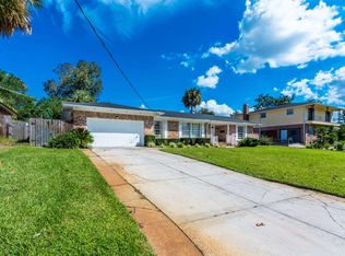 1895 Woodleigh Dr W, Jacksonville, FL 32211