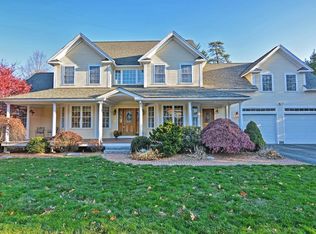 1 Turtle Creek Cir, Shrewsbury, MA 01545